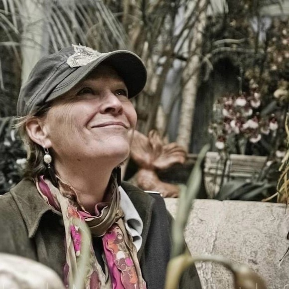 Meet your Posher, Christine Rae - Picture 8 of 8